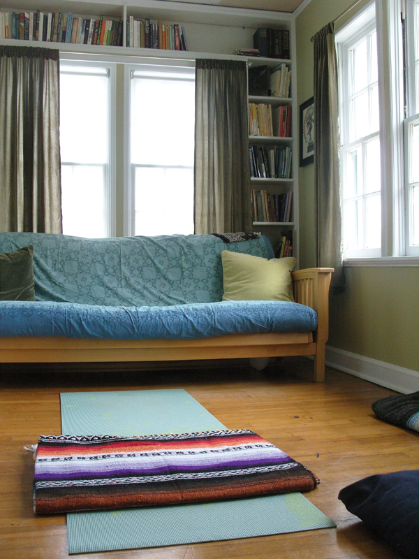futon-floor-level-small